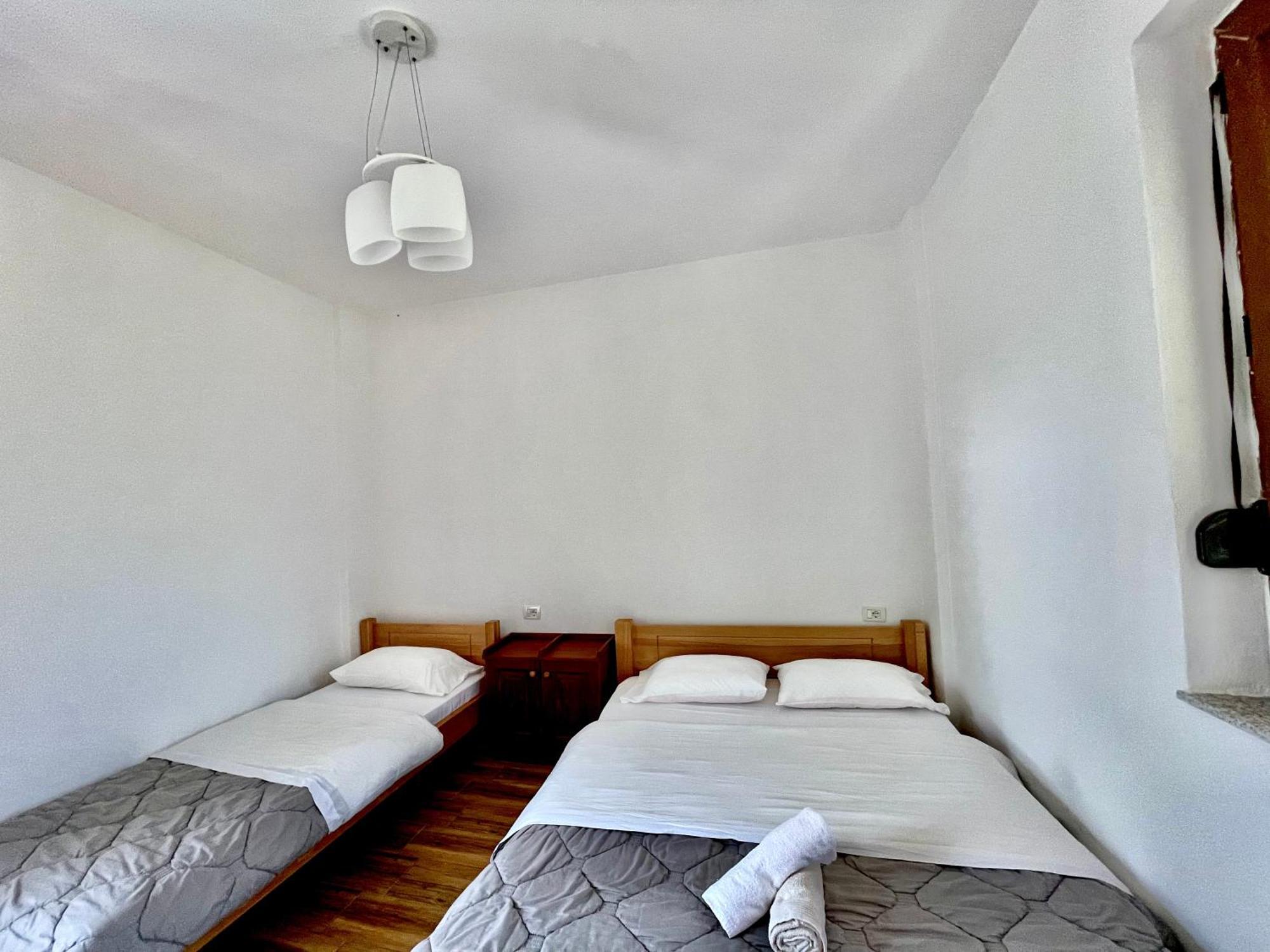 Lazer Cardaku Guesthouse Valbone Exterior foto