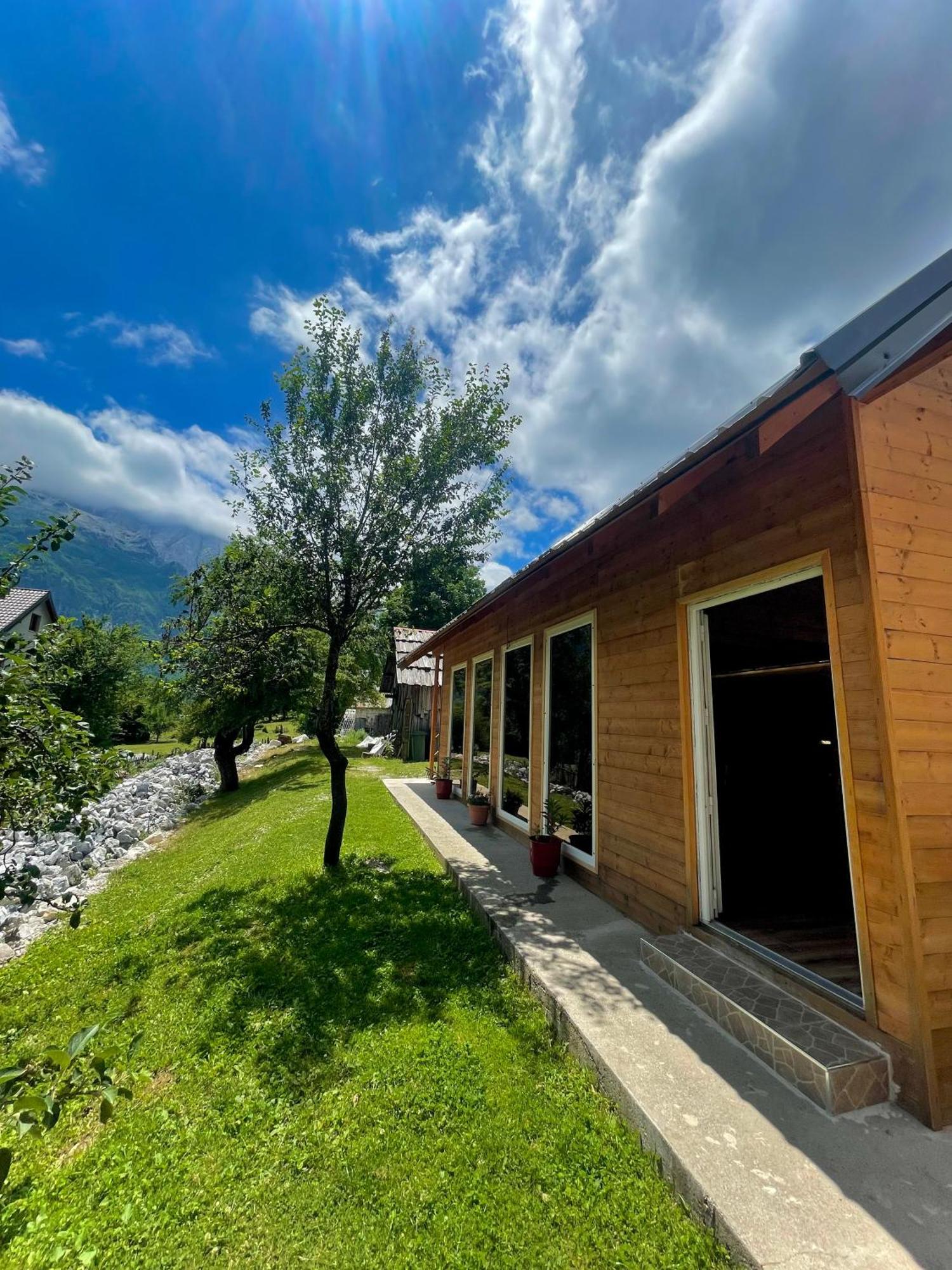 Lazer Cardaku Guesthouse Valbone Exterior foto