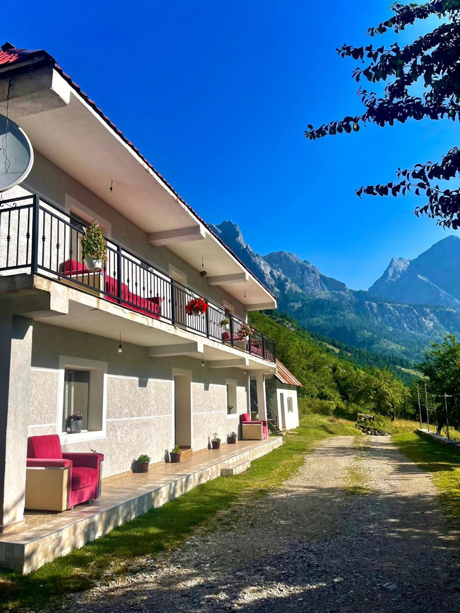 Lazer Cardaku Guesthouse Valbone Exterior foto