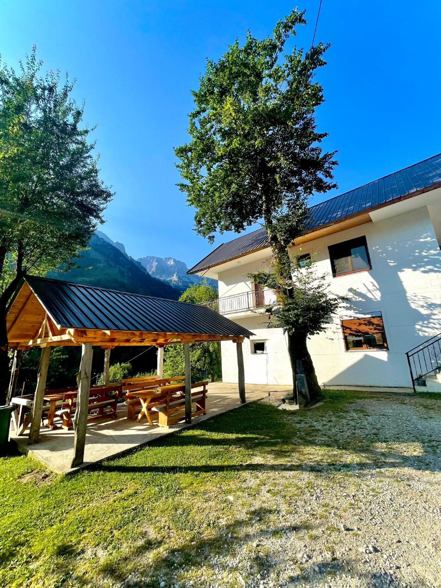 Lazer Cardaku Guesthouse Valbone Exterior foto