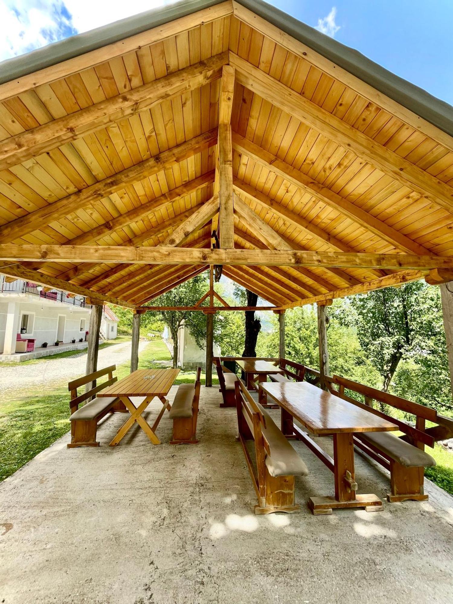 Lazer Cardaku Guesthouse Valbone Exterior foto